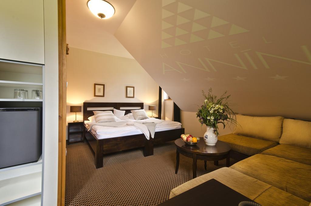 Hotel Annín מראה חיצוני תמונה
